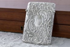 画像4: アンティークシルバー、アンティーク銀器純銀製（925）1906年　ロココ調　スクロールとロカイユモチーフ　カードケース (4)