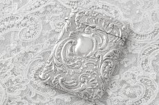 画像1: アンティークシルバー、アンティーク銀器純銀製（925）1906年　ロココ調　スクロールとロカイユモチーフ　カードケース (1)