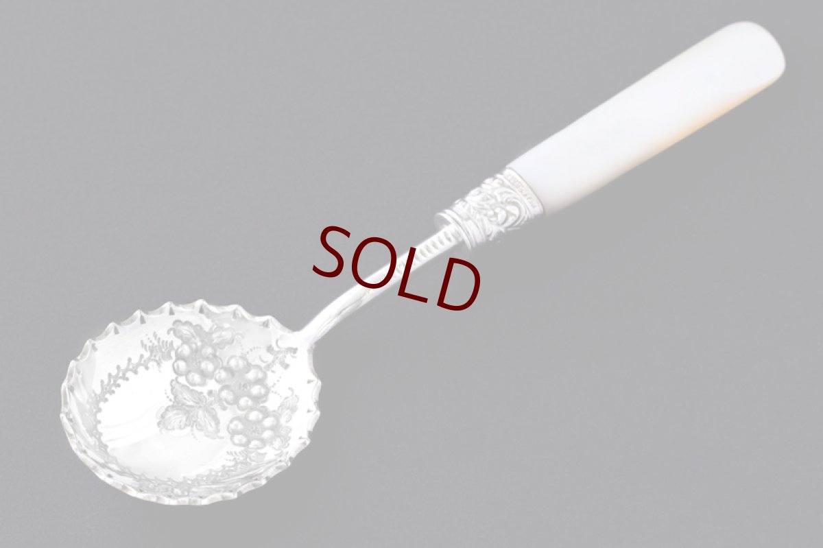 画像6: アンティークシルバー　アンティーク銀器　シルバープレート製　ヴィクトリアン 白蝶貝ハンドル　アフタヌーンティーセット  (6)