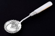 画像6: アンティークシルバー　アンティーク銀器　シルバープレート製　ヴィクトリアン 白蝶貝ハンドル　アフタヌーンティーセット  (6)