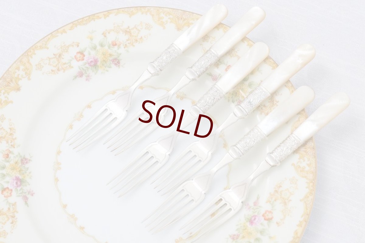 画像2: アンティークシルバー　アンティーク銀器　ヴィクトリア時代後期　白蝶貝　デザートフォーク6本セット (2)