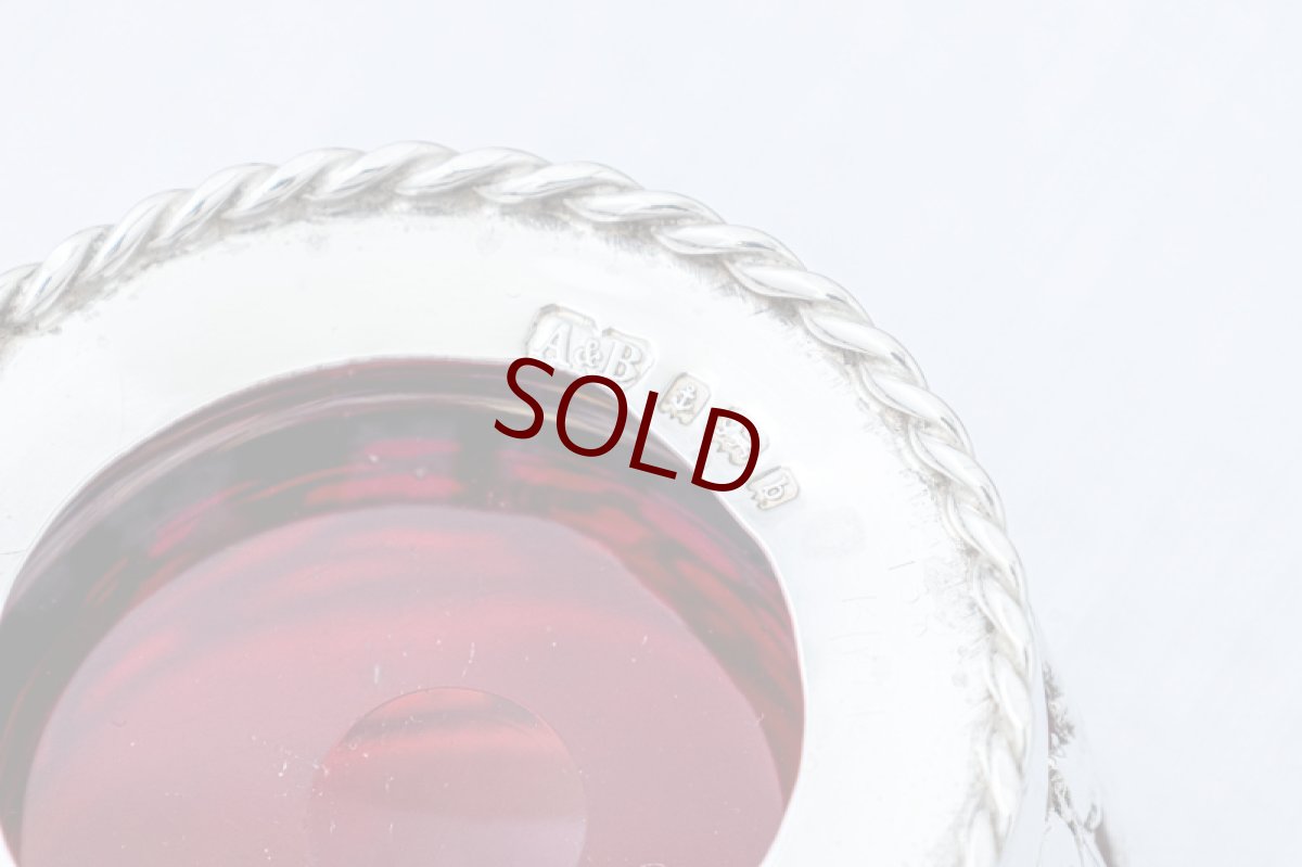 画像7: アンティークシルバー　アンティーク銀器　純銀製(925)　1901年　鳥とお花の透かし細工 クランベリーグラス　小さ目シュガーバスケット  (7)