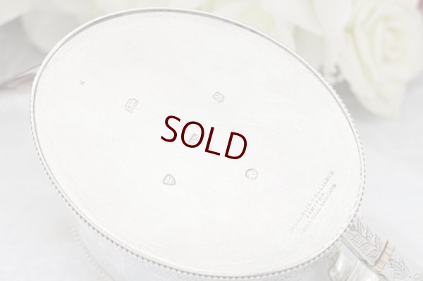 画像8: アンティークシルバー　アンティーク銀器　純銀製（925）1872年　花とリボンのエングレービング　バチェラーサイズティーセット