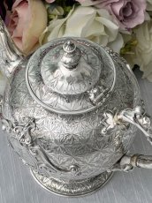 画像6: アンティークシルバー、純銀製（925）1861年 特級 総手彫り彫刻　ティー＆コーヒー4点セット (6)