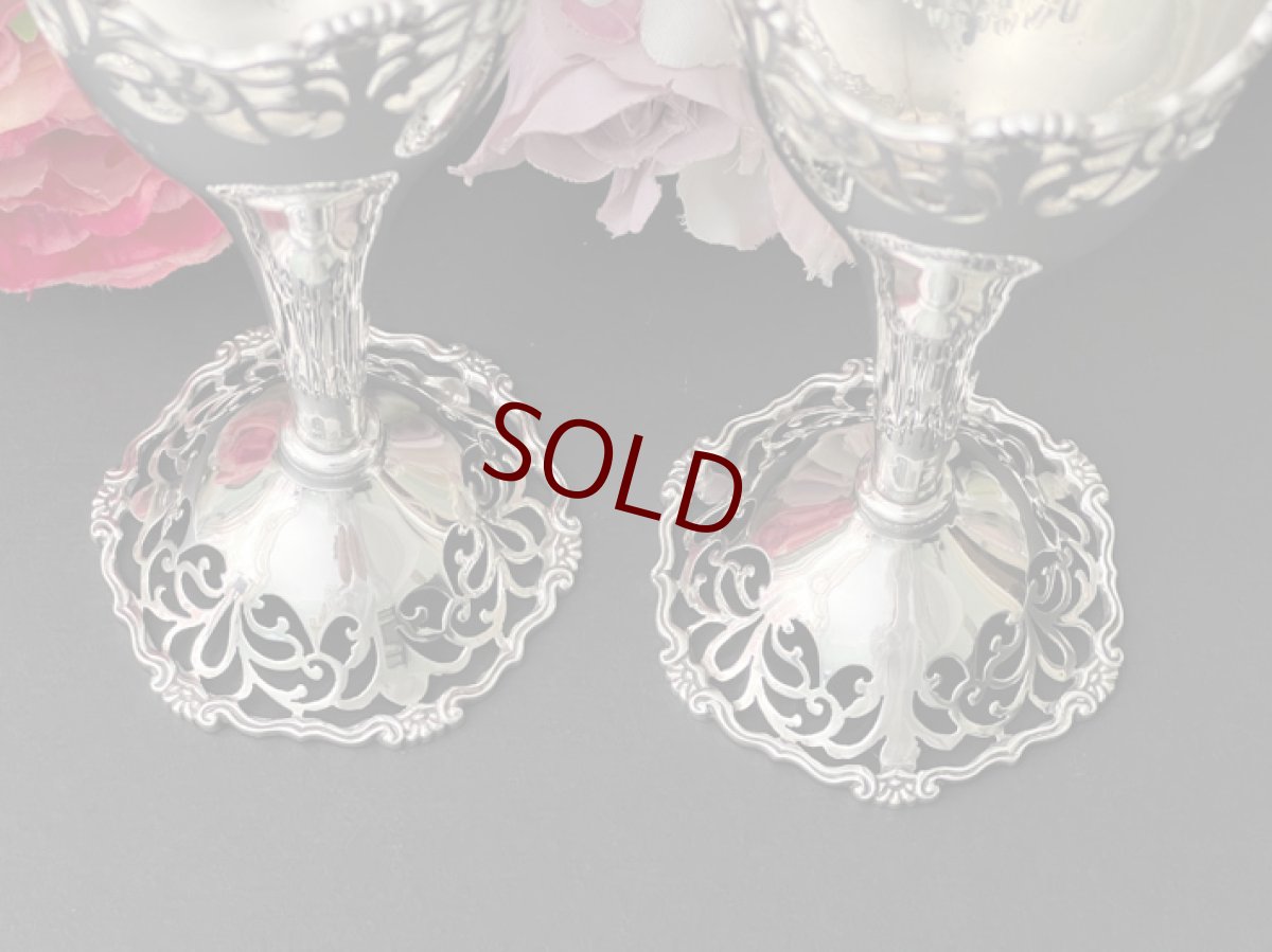 画像7: アンティークシルバー、アンティーク銀器、純銀製（925）1918年　マッピン＆ウェッブ　透かし細工の花器　ペアセット (7)