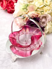 画像2: アンティークシルバー、アンティーク銀器、シルバープレート　ヴィクトリア時代後期　フリル付き グラデクランベリーグラス　ジャムディッシュ (2)