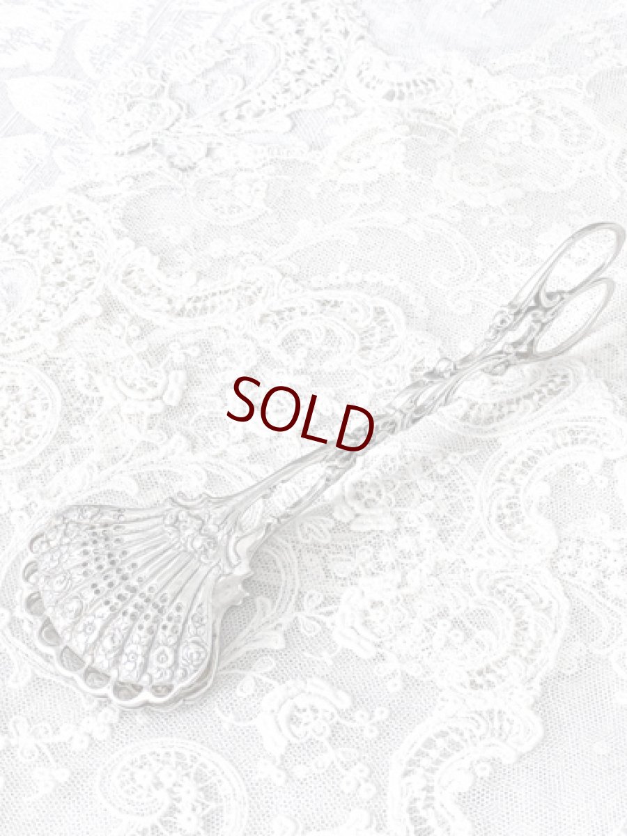 画像1: アンティークシルバー、アンティーク銀器、純銀（800）透かし細工 シェル型 薔薇とお花のケーキトング　 (1)