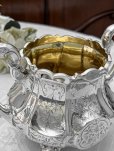画像15: アンティークシルバー、アンティーク銀器、純銀製（925）1849年 特級   お花の彫刻がエレガントなティー＆コーヒー4点セット
