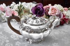 画像4: アンティークシルバー、アンティーク銀器、純銀製(925) 1827年  ジョージアン メロンシェイプ　ティー 3点セット (4)