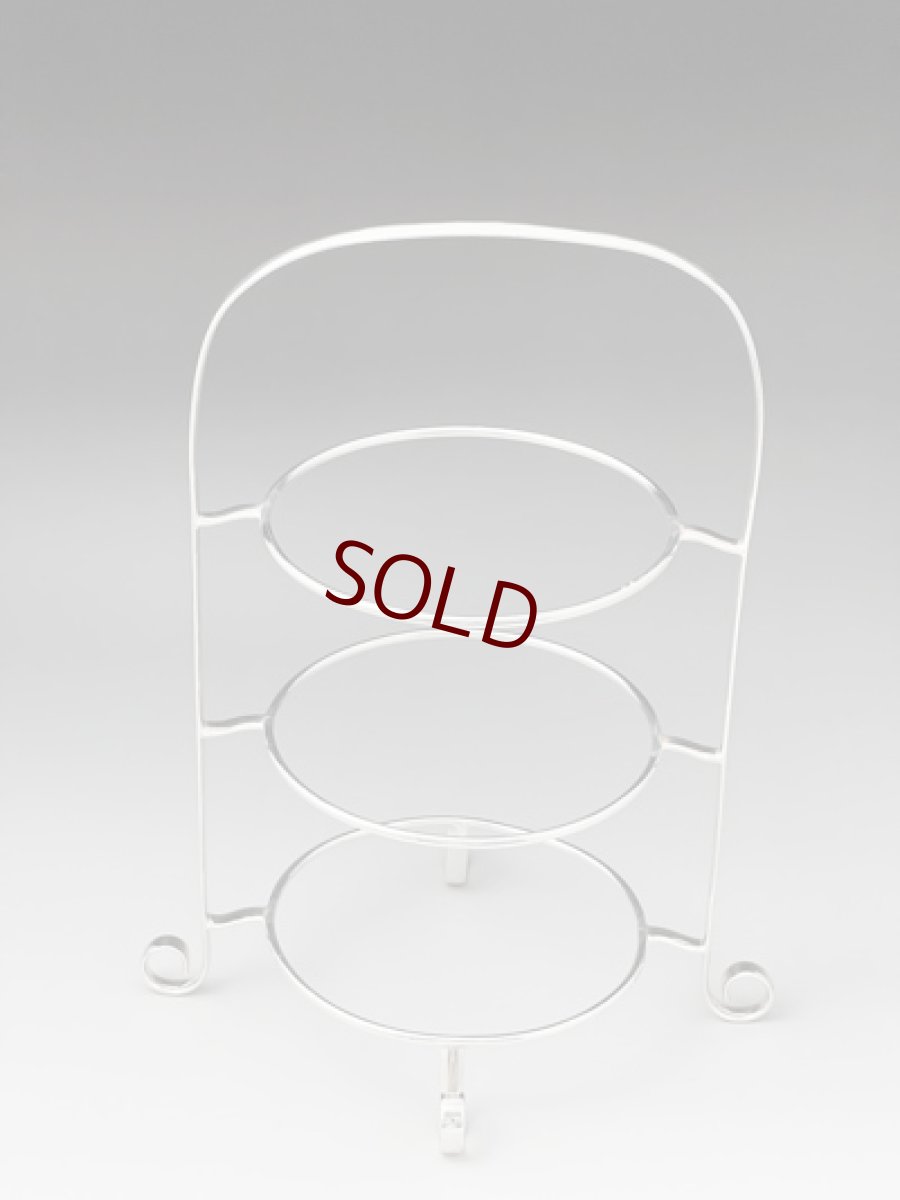 画像8: アンティークシルバー、アンティーク銀器、シルバープレート　エレガントな透かし細工　三段　アフタヌーンティー　ケーキスタンド (8)