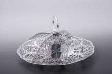 画像6: ヴィンテージシルバー、シルバープレート製　美透かし細工 直径24cm　サンドイッチトレイ (6)