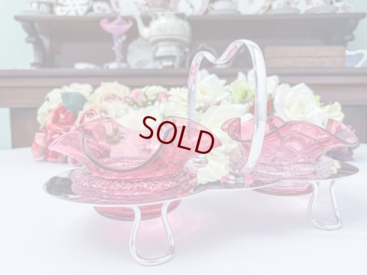 画像1: アンティークシルバー、アンティーク銀器、シルバープレート　花びらのような美しいクランベリーグラス　ダブルジャムディッシュ (1)