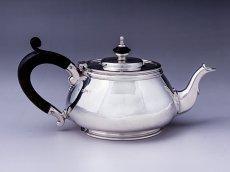 画像6: アンティークシルバー、アンティーク銀器　純銀製(925)1914,1936,1939年　バーナード制作　鏡面が美しいバチェラーティーセット (6)