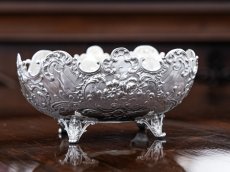 画像3: アンティークシルバー、アンティーク銀器、純銀製（800) ドイツ製 ロココスタイル 　花とスクロール装飾の彫刻　ボンボンディッシュ (3)