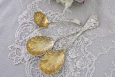 画像2: アンティークシルバー、アンティーク銀器、シルバープレート製 1884年 金鍍金ボウル デザートサービングカトラリーセット (2)