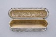 画像6: アンティークシルバー、アンティーク銀器　純銀製（９２５）1899年 マッピン＆ウェッブ　美打ち出し彫刻 内側金鍍金　 エンジェルのヴァニティーボックス