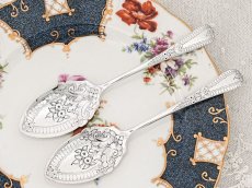 画像3: アンティークシルバー、アンティーク銀器、純銀製(925)　スクロールと花の装飾　ジャムスプーン　ペアセット (3)