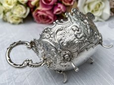 画像10: アンティーク銀器、アンティークシルバー、純銀製(800) ドイツ製　1900年前後 ロココスタイル　エンジェルの彫刻　クリームジャグ＆シュガーポットセット (10)