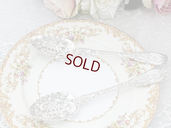 画像7:  アンティークシルバー、アンティーク銀器、純銀製（925）ジョージアン 1834年　透かし細工ボウル　ハンドエングレービング　デザートサービングスプーン ペアセット