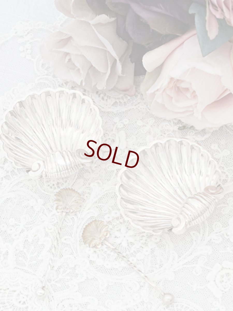 画像6: アンティークシルバー、アンティーク銀器、純銀製（925）1903年制作 かわいらしいシェル型　ソルト＆ペッパーディッシュセット (6)