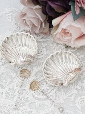 画像6: アンティークシルバー、アンティーク銀器、純銀製（925）1903年制作 かわいらしいシェル型　ソルト＆ペッパーディッシュセット (6)