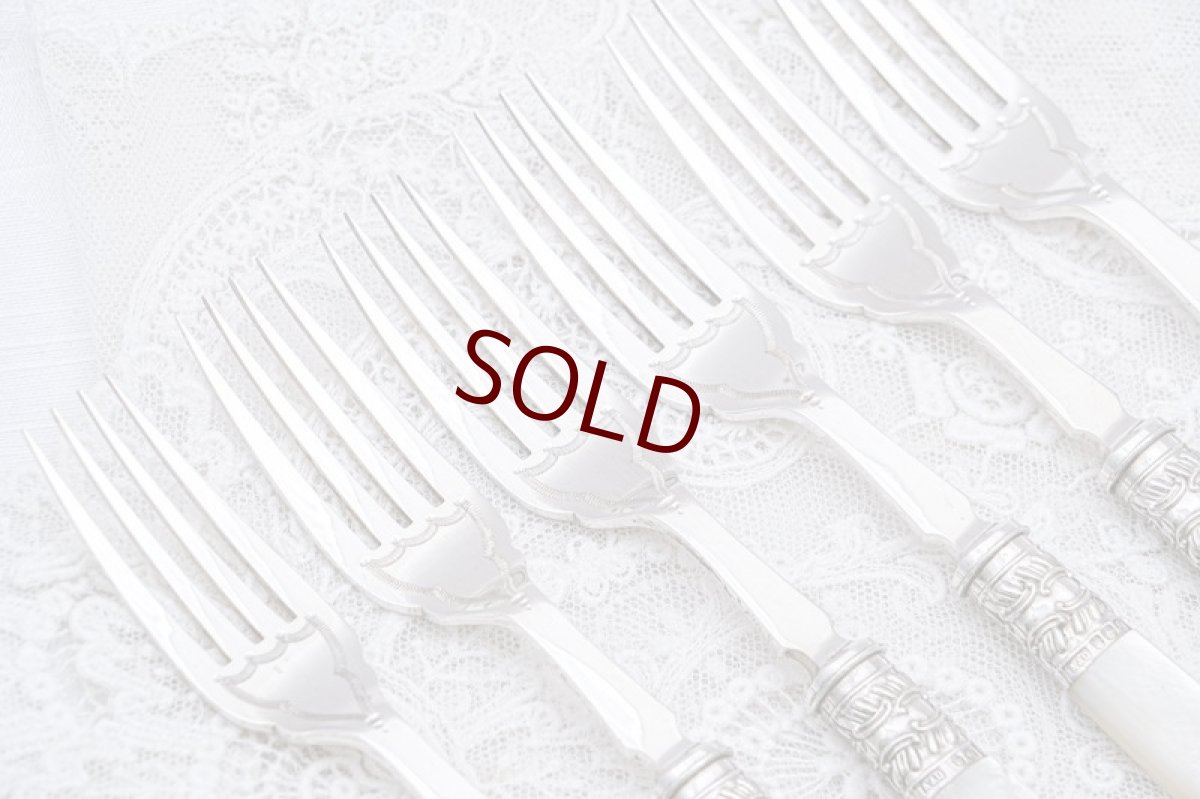 画像8: アンティークシルバー、アンティーク銀器、希少 純銀製(925) 白蝶貝ハンドル  フィッシュカトラリー6組&デザートカトラリー6組 24本セット (8)