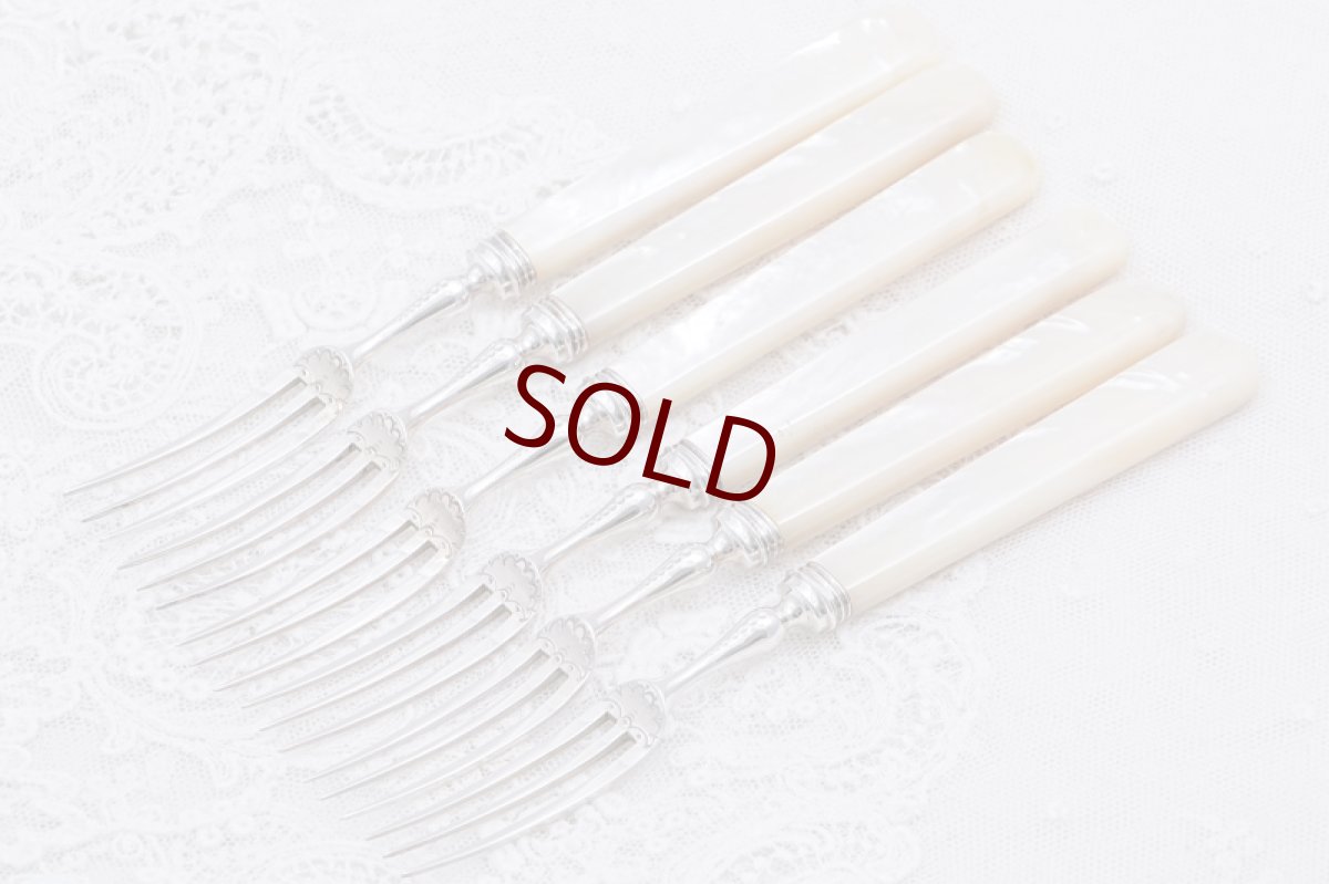 画像13: アンティークシルバー、アンティーク銀器、希少 純銀製(925) 白蝶貝ハンドル  フィッシュカトラリー6組&デザートカトラリー6組 24本セット (13)