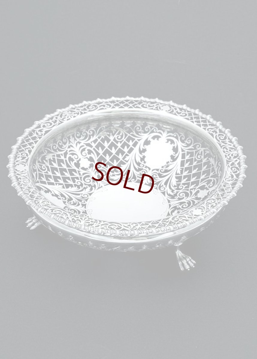 画像1: アンティークシルバー、アンティーク銀器　純銀製（925）1908年　特級　繊細なスクロール透かし細工が見事なフルーツ/ブレッドバスケット (1)