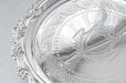 画像4: アンティークシルバー、アンティーク銀器、シルバープレート製 マッピン＆ウェッブ 花とスクロールの縁飾り リボンガーランドのシールド美彫刻 34.5cm　サルヴァ  (4)
