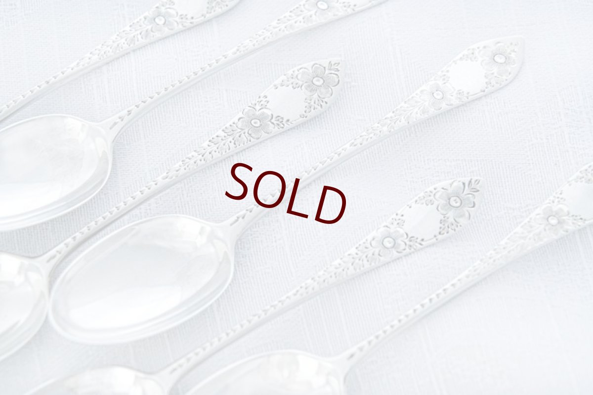 画像3: アンティークシルバー、アンティーク銀器  純銀製（925）1887年  ブライトカット 可愛らしい花の彫刻 ティースプーン6本セット  (3)