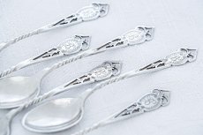 画像2: アンティークシルバー 純銀製（925）1912年 透かしとねじりハンドル ティースプーン 6本 セット  (2)