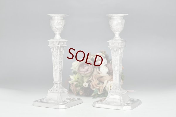 画像2: アンティークシルバー、アンティーク銀器、純銀製(925) 1898年 ネオクラシカル リボンガーランドが素敵なキャンドルスタンド 銀燭台 ペアセット