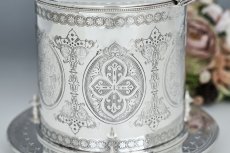 画像5: アンティークシルバー、アンティーク銀器、シルバープレート製　ヴィクトリア時代後期　ゴシック調　ビスケットボックス (5)