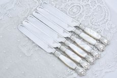 画像8: アンティークシルバー、アンティーク銀器、シルバープレート製 1897年ごろ マッピン＆ウェッブ　美装飾白蝶貝 デザートカトラリー6組セット (8)