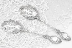 画像2: アンティークシルバー、アンティーク銀器、純銀製(925)  1896年 エンジェルの装飾 ロココスタイル ペア デザートサービングスプーンセット (2)