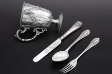 画像5: アンティークシルバー、アンティーク銀器、純銀製（925）1865年  Martin, Hall  ネオクラシカル クリスニング カップ＆カトラリー4点セット (5)