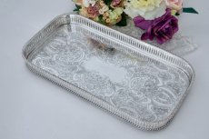 画像1: ヴィンテージシルバー　シルバープレート製　マッピン＆ウェッブ　ギャラリートレイ (1)