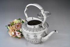 画像11: アンティークシルバー, シルバープレート製 ヴィクトリア時代後期 マッピン＆ウェッブ リボンガーランド ティーケトル＆スタンド (11)