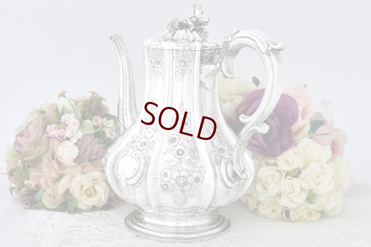 画像3: アンティークシルバー、アンティーク銀器、シルバープレート 特級 1850年 エルキントン 可憐なお花の摘み お花の彫刻コーヒーポット (3)