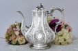 画像2: アンティークシルバー、アンティーク銀器、シルバープレート 特級 1850年 エルキントン 可憐なお花の摘み お花の彫刻コーヒーポット (2)
