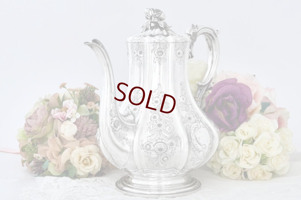 画像6: アンティークシルバー、アンティーク銀器、シルバープレート 特級 1850年 エルキントン 可憐なお花の摘み お花の彫刻コーヒーポット (6)