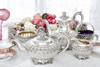 アンティークシルバー、アンティーク銀器、純銀製(925) 特級 1831/1832年 ジョージアン アカンサス装飾 貴族のティー&コーヒー4点セット