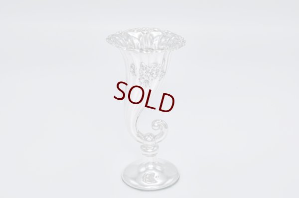 画像3: アンティークシルバー、アンティーク銀器、純銀製(925) 1909年 お花の打ち出し エレガントなシェイプの一輪挿し ペアセット