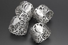 画像2: アンティークシルバー 、アンティーク銀器、純銀製(925) 1926年　流れるような透かし細工が美しい ナプキンリング4組セット (2)