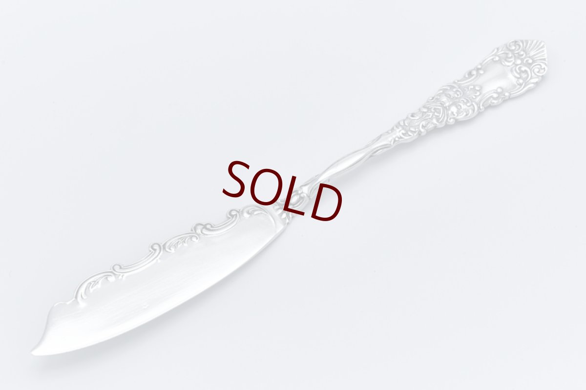 画像5: アンティークシルバー、アンティーク銀器、純銀製(925) 1900年 スクロール＆ ロココ装飾 バターナイフ (5)