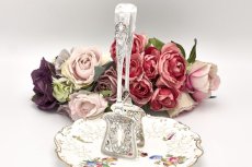 画像7: アンティークシルバー、アンティーク銀器、純銀製(925) 1901年 繊細な透かし細工 貝とスクロールのハンドル　サービングトング (7)