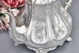 画像2: アンティークシルバー、アンティーク銀器、ヴィクトリア時代後期 スクロールの透かしの摘み お花、葉模様の彫刻 シルバープレート ティーポット