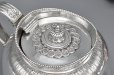 画像5: アンティークシルバー、アンティーク銀器　純銀製(925)1868年 アカンサス、ケルティック紋様　鏡面の美しいバチェラー/ブレックファースト ティー＆コーヒーセット　　