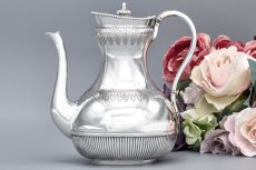 画像7: アンティークシルバー、アンティーク銀器　純銀製(925)1868年 アカンサス、ケルティック紋様　鏡面の美しいバチェラー/ブレックファースト ティー＆コーヒーセット　　 (7)