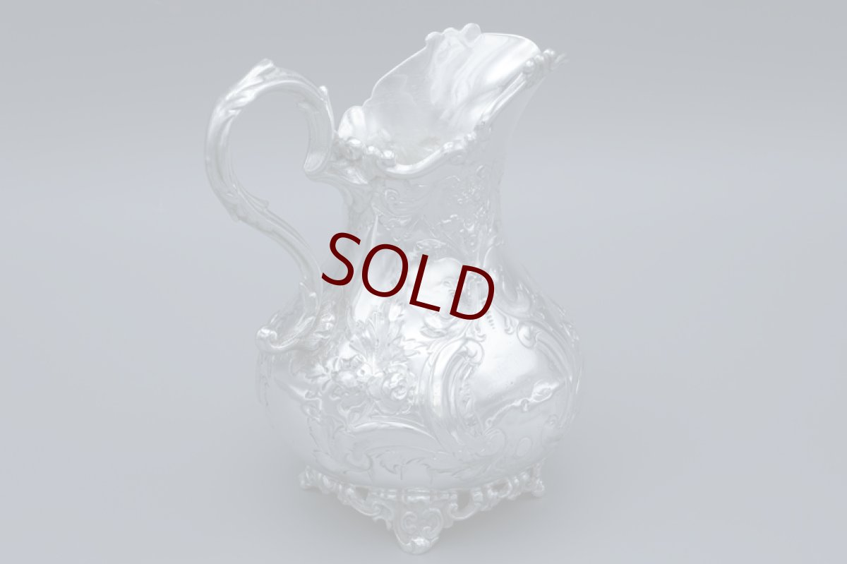 画像11: アンティークシルバー、アンティーク銀器　シルバープレート製　ヴィクトリア時代後期　ハンドチェイシング　ルイスタイル　ティー3点セット (11)